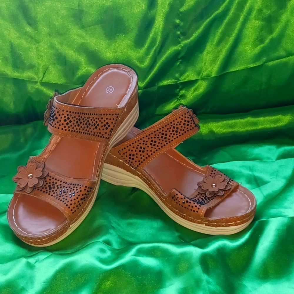 Brown Heeled Summer Sandal Size 41